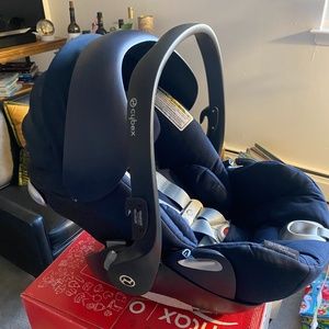 Cybex Cloud Q car seat with sensor safe technology